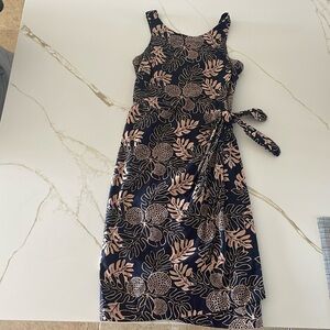 Patagonia Pataloha Dress, size 6, very good condition, barely worn.